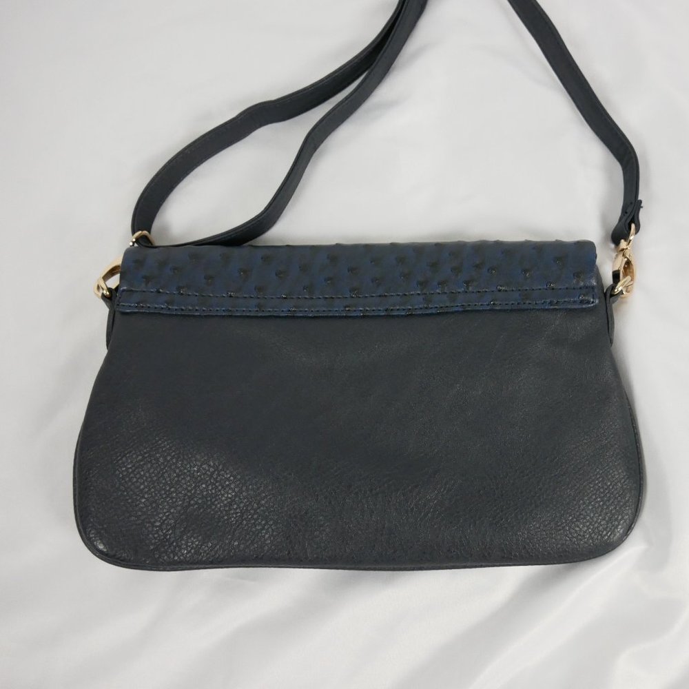 {STREET LEVEL} Faux Leather Ostrich Texture Envelope Crossbody Bag Boho - Picture 3 of 4